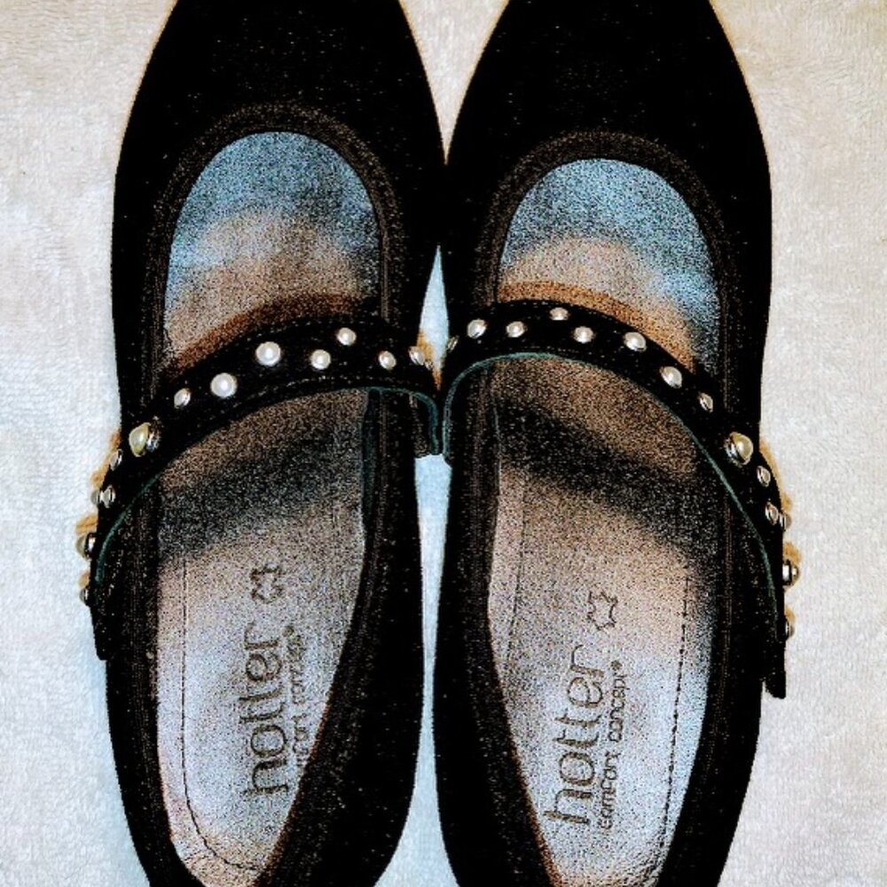Trotters Shoes